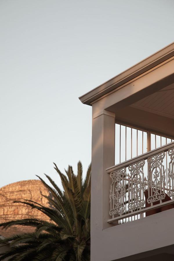 Noah House 4*